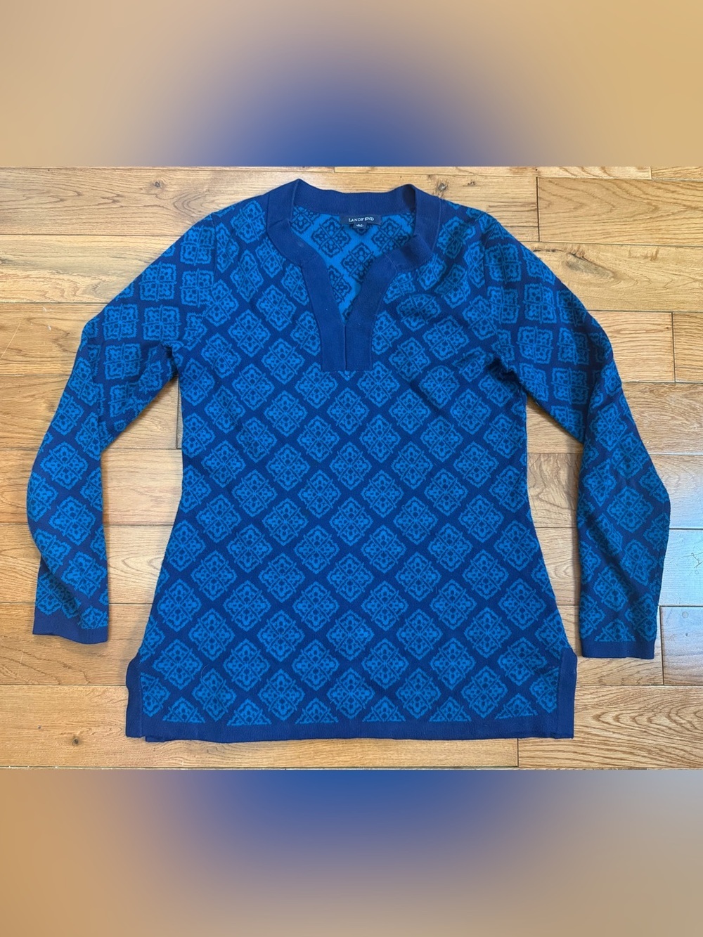 Lands’ End V-Neck Geometric Pattern Cotton Tunic Top